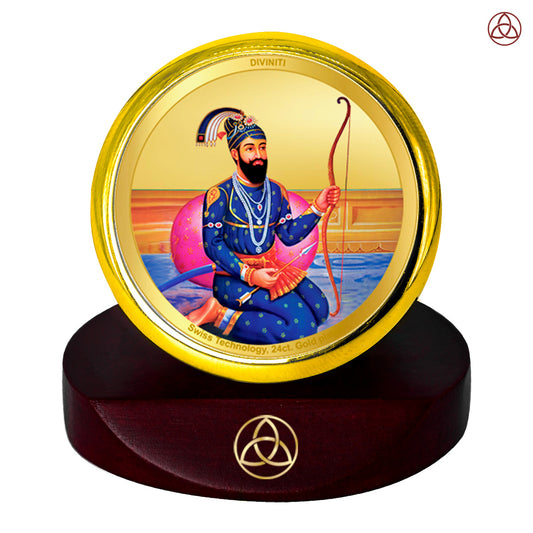 Diviniti 24K Gold Plated Foil Guru Gobind Singh Ji's Photo Frame for Car Dashboard, Home Decor, Table Top, Puja Room Worship and Festival Gift MCF1CGOLD (5.5x5 CM)