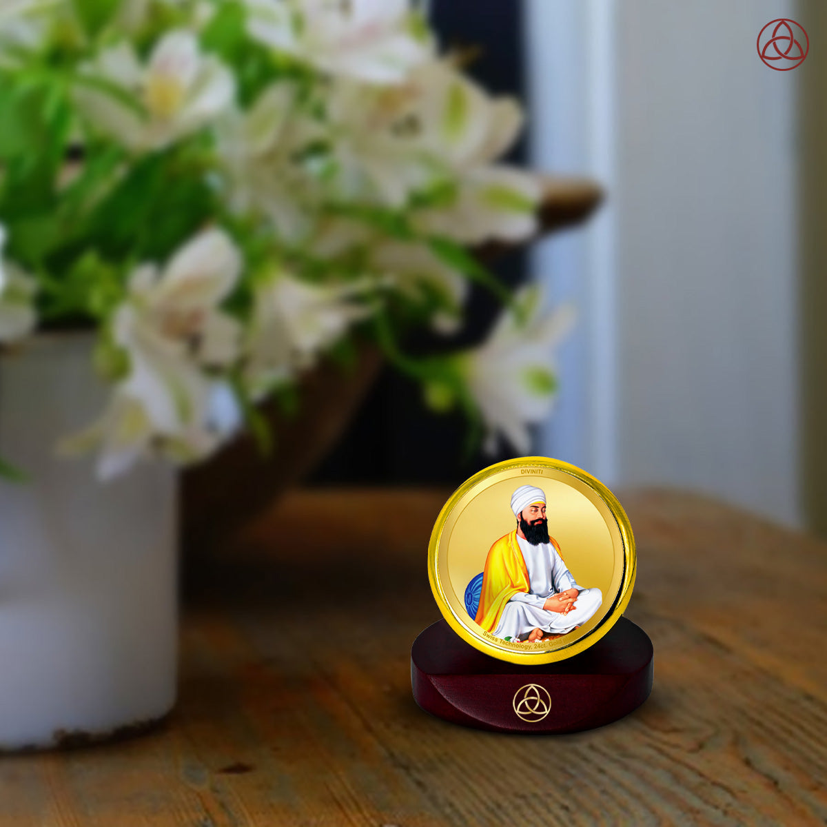 Diviniti 24K Gold Plated Foil Guru Tegh Bahadar Sahib Ji Photo Frame for Car Dashboard, Home Decor, Table Top, Puja Room Worship and Festival Gift MCF1CGOLD (5.5x5 CM)