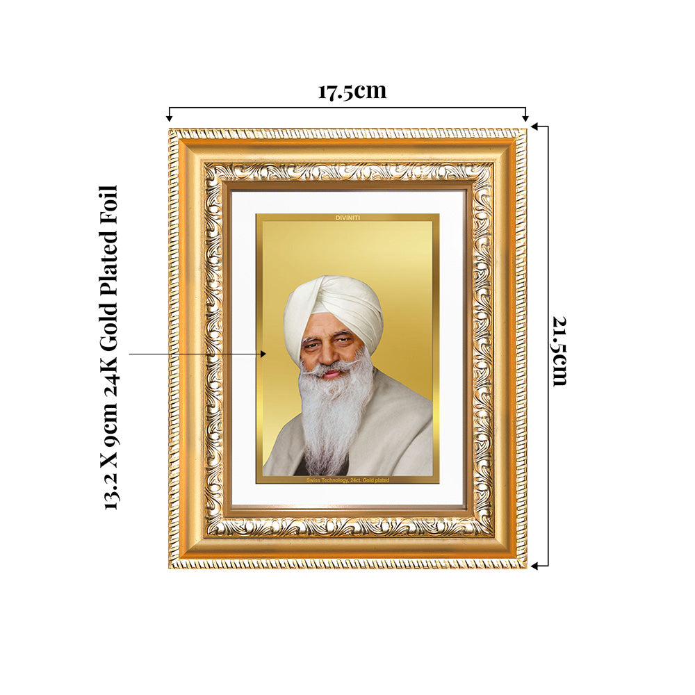 Baba Gurinder Singh Ji wall and tabletop photo frame in 24K gold plated foil, dimensions 17.5cm x 21.5cm