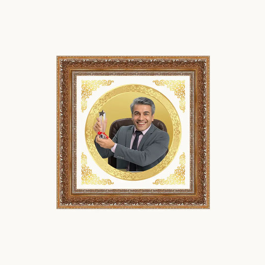 Portrait on Gold Immortalise Your Aurum Essence Round Photo Frame in 24K Gold Plated Foil