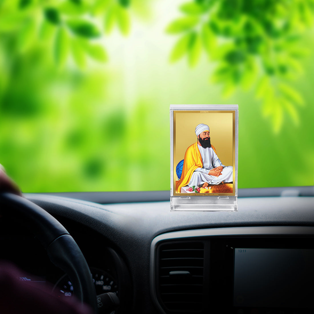 Diviniti 24K Gold Plated Guru Tegh Bahadar Sahib Ji Frame For Car Dashboard, Home Decor, Table Top, Gift (11 x 6.8 CM)