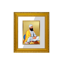 Load image into Gallery viewer, DIVINITI Guru Tegh Bahadur Ji Gold Plated Wall Photo Frame| DG Frame 101 Wall Photo Frame and 24K Gold Plated Foil| Religious Photo Frame Idol For Prayer, Gifts Items (15.5CMX13.5CM)
