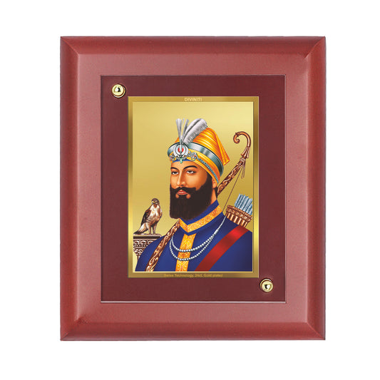 Diviniti 24K Gold Plated Foil Guru Gobind Singh Ji's Photo Frame Home & Office Decor, Tabletop, Puja Room, Workshop, Gift Items | MDFS2 (20x16 CM)